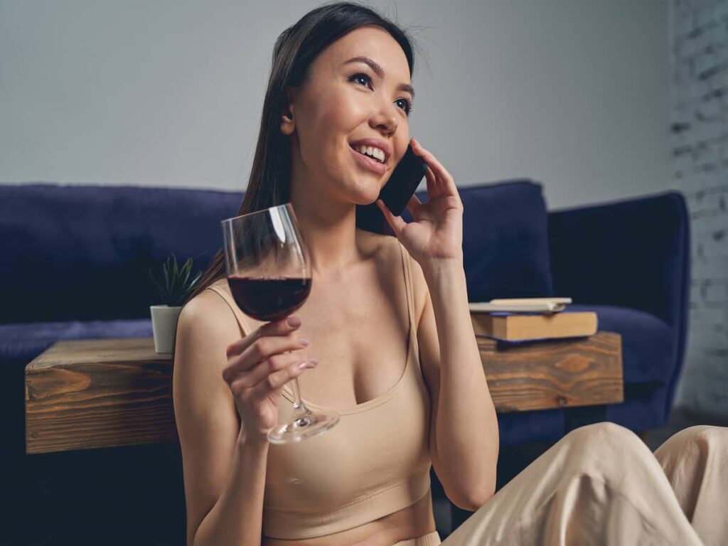 Ruang yang Ideal untuk Wine O'Clock di Rumah