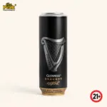 Foto Guinness Microdraught 558 ml di atas latar belakang netral Peakwine