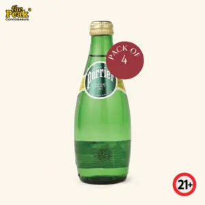 Foto Perrier Soda Water 250 ml di atas latar belakang netral Peakwine